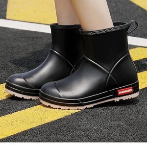 Samsraber Women's Low Rain Boots, Black, Size Women US11/ EU43, Men 9.5
